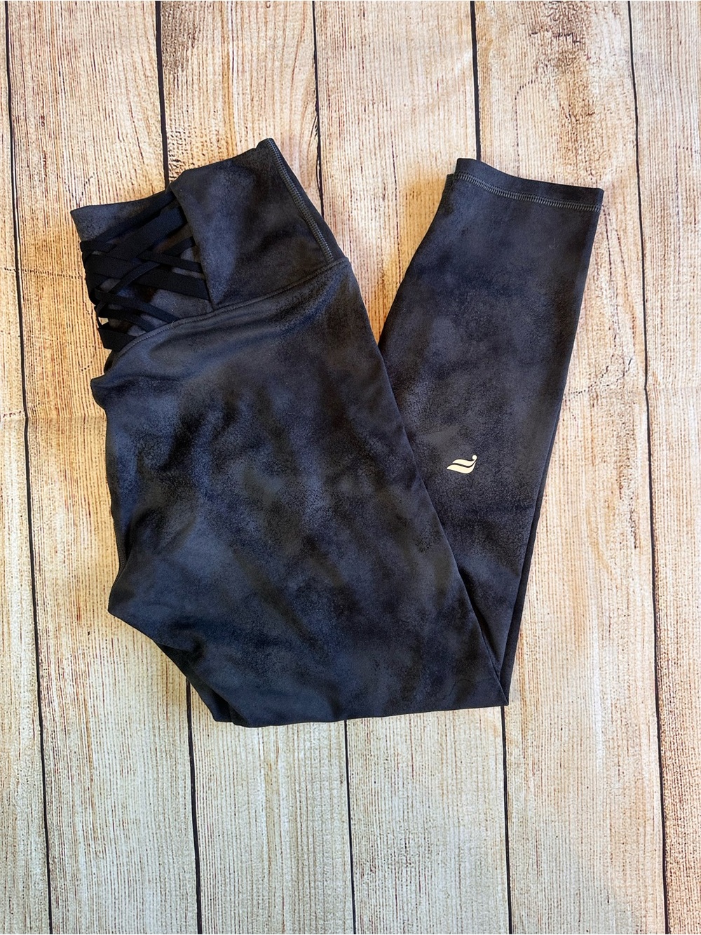 Fabletics Boost PowerHold High Waisted 7/8 Leggings Onyx Smudge M